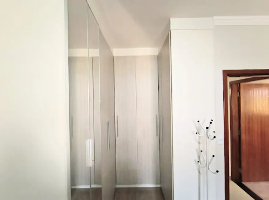 Casa de Condomínio com 3 quartos à venda, 200m2 em Wanel Ville, Sorocaba - SP - imagem 8 Foto 8 de Casa de Condomínio com 3 quartos à venda, 200m2 em Wanel Ville, Sorocaba - SP