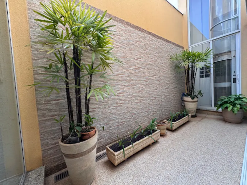 Sobrado com 3 quartos à venda, 300m2 em Jardim Gonçalves, Sorocaba - SP - imagem 9 Foto 9 de Sobrado com 3 quartos à venda, 300m2 em Jardim Gonçalves, Sorocaba - SP