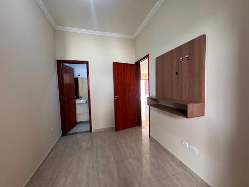 Foto 3 de Sobrado com 4 quartos à venda e para alugar, 200m2 em Sorocaba - SP