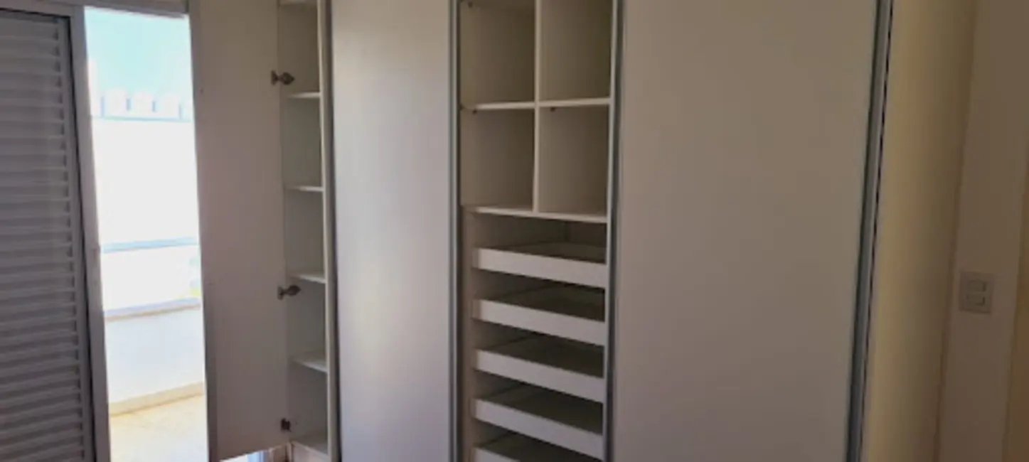 Sobrado com 3 quartos à venda e para alugar, 250m2 em Sorocaba - SP - imagem 7 Foto 7 de Sobrado com 3 quartos à venda e para alugar, 250m2 em Sorocaba - SP