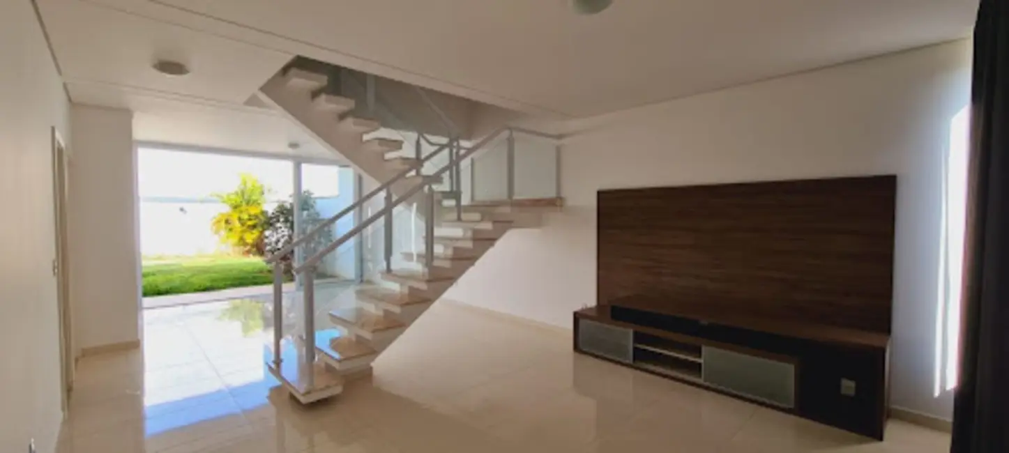 Sobrado com 3 quartos à venda e para alugar, 250m2 em Sorocaba - SP - imagem 1 Foto 1 de Sobrado com 3 quartos à venda e para alugar, 250m2 em Sorocaba - SP
