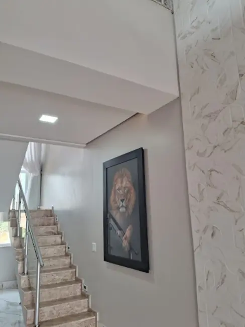 Sobrado com 4 quartos à venda, 200m2 em Wanel Ville, Sorocaba - SP - imagem 6 Foto 6 de Sobrado com 4 quartos à venda, 200m2 em Wanel Ville, Sorocaba - SP