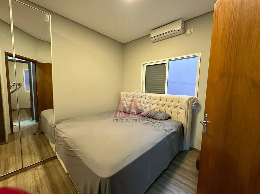 Sobrado com 4 quartos à venda, 200m2 em Wanel Ville, Sorocaba - SP - imagem 5 Foto 5 de Sobrado com 4 quartos à venda, 200m2 em Wanel Ville, Sorocaba - SP