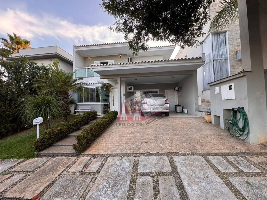 Sobrado com 3 quartos à venda, 250m2 em Sorocaba - SP - imagem 1 Foto 1 de Sobrado com 3 quartos à venda, 250m2 em Sorocaba - SP