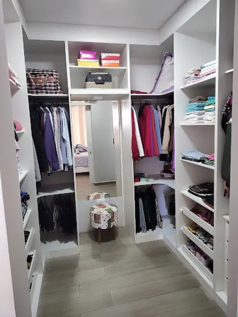 Casa de Condomínio com 3 quartos à venda e para alugar, 300m2 em Wanel Ville, Sorocaba - SP - imagem 5 Foto 5 de Casa de Condomínio com 3 quartos à venda e para alugar, 300m2 em Wanel Ville, Sorocaba - SP