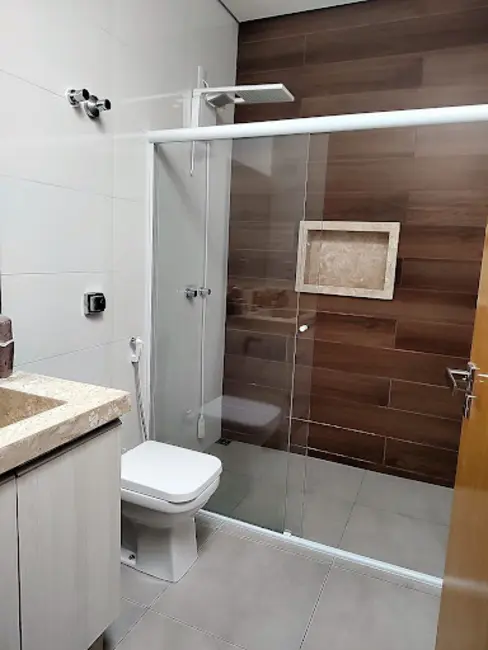 Casa de Condomínio com 3 quartos à venda e para alugar, 300m2 em Wanel Ville, Sorocaba - SP - imagem 8 Foto 8 de Casa de Condomínio com 3 quartos à venda e para alugar, 300m2 em Wanel Ville, Sorocaba - SP