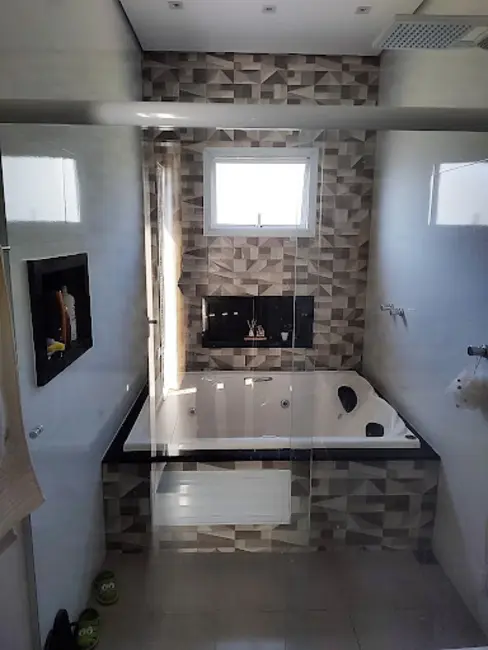 Casa de Condomínio com 3 quartos à venda e para alugar, 300m2 em Wanel Ville, Sorocaba - SP - imagem 6 Foto 6 de Casa de Condomínio com 3 quartos à venda e para alugar, 300m2 em Wanel Ville, Sorocaba - SP