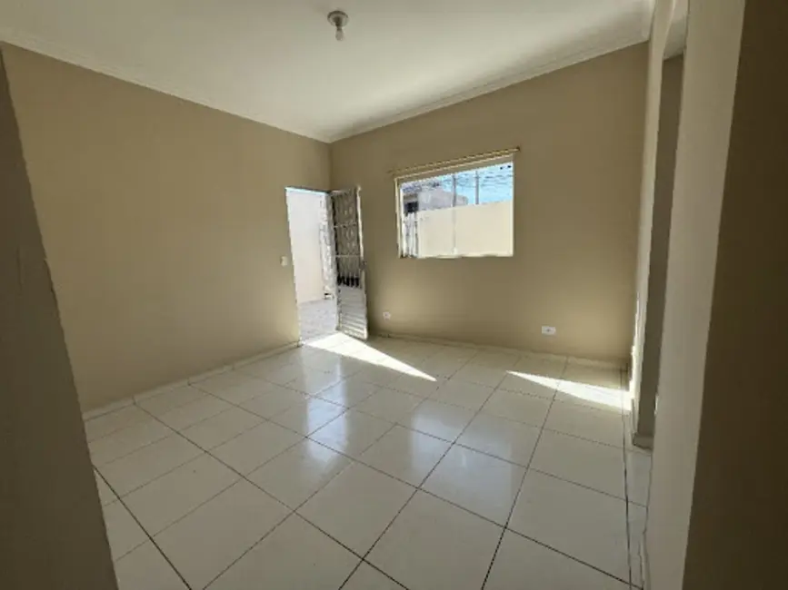 Foto 4 de Casa com 2 quartos para alugar, 220m2 em Jardim Piazza Di Roma II, Sorocaba - SP
