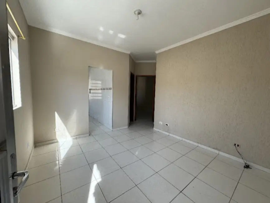 Foto 1 de Casa com 2 quartos para alugar, 220m2 em Jardim Piazza Di Roma II, Sorocaba - SP