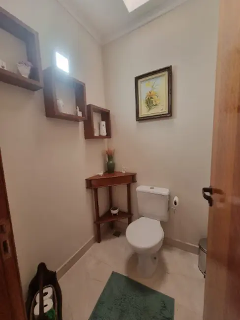 Casa de Condomínio com 3 quartos para alugar, 250m2 em Jardim Vila Inglesa, Sorocaba - SP - imagem 3 Foto 3 de Casa de Condomínio com 3 quartos para alugar, 250m2 em Jardim Vila Inglesa, Sorocaba - SP