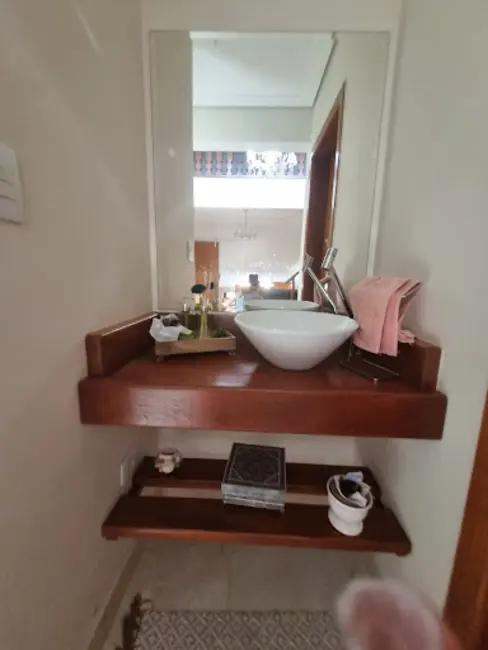 Casa de Condomínio com 3 quartos para alugar, 250m2 em Jardim Vila Inglesa, Sorocaba - SP - imagem 2 Foto 2 de Casa de Condomínio com 3 quartos para alugar, 250m2 em Jardim Vila Inglesa, Sorocaba - SP