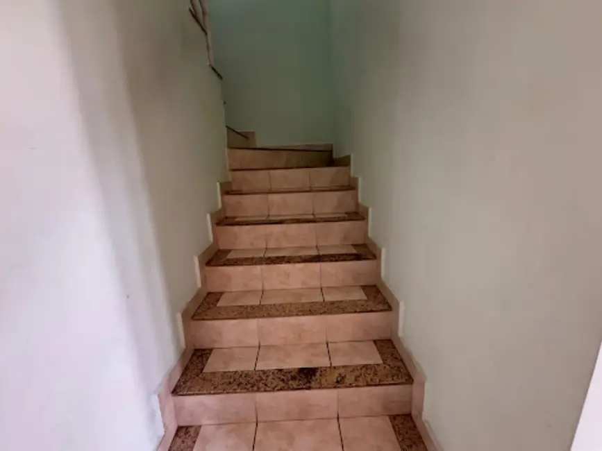 Sobrado com 3 quartos à venda, 250m2 em Parque Residencial Villa dos Inglezes, Sorocaba - SP - imagem 9 Foto 9 de Sobrado com 3 quartos à venda, 250m2 em Parque Residencial Villa dos Inglezes, Sorocaba - SP