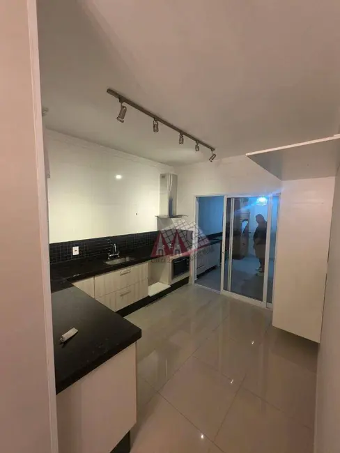Casa de Condomínio com 3 quartos à venda e para alugar, 200m2 em Wanel Ville, Sorocaba - SP - imagem 6 Foto 6 de Casa de Condomínio com 3 quartos à venda e para alugar, 200m2 em Wanel Ville, Sorocaba - SP