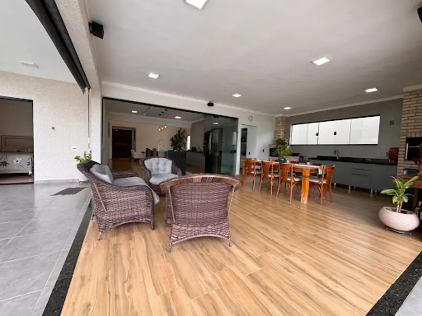 Foto 7 de Casa de Condomínio com 3 quartos à venda, 1000m2 em Aracoiaba Da Serra - SP