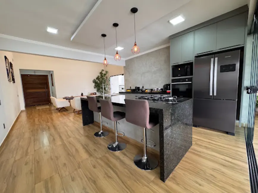 Foto 5 de Casa de Condomínio com 3 quartos à venda, 1000m2 em Aracoiaba Da Serra - SP