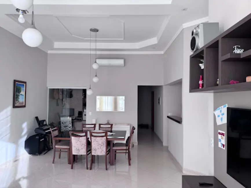 Casa de Condomínio com 3 quartos à venda, 250m2 em Wanel Ville, Sorocaba - SP - imagem 5 Foto 5 de Casa de Condomínio com 3 quartos à venda, 250m2 em Wanel Ville, Sorocaba - SP