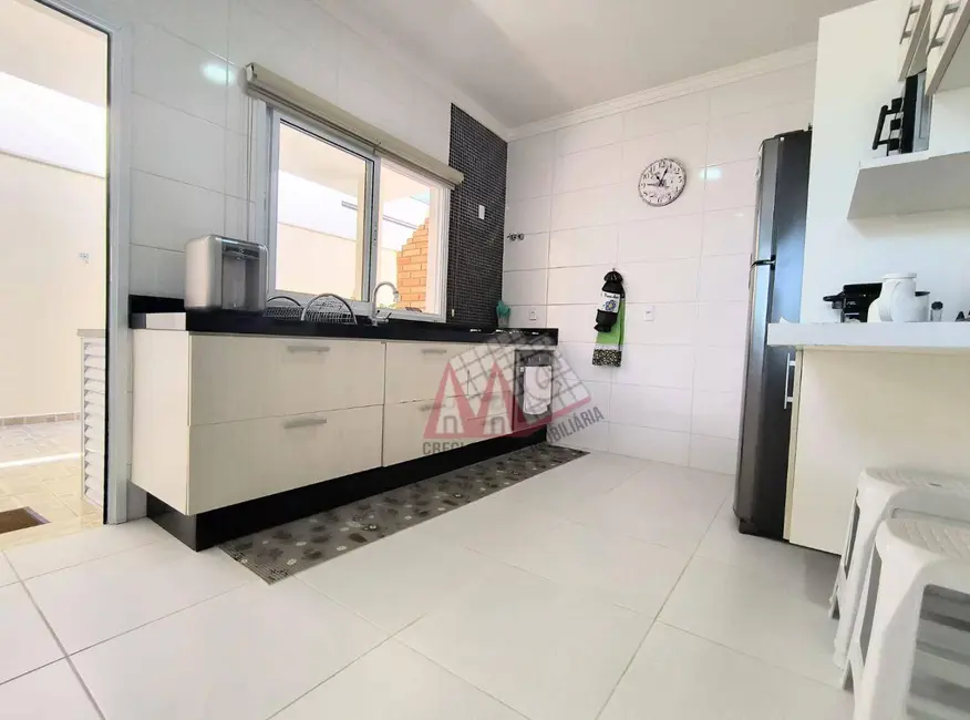 Casa de Condomínio com 3 quartos à venda, 200m2 em Wanel Ville, Sorocaba - SP - imagem 6 Foto 6 de Casa de Condomínio com 3 quartos à venda, 200m2 em Wanel Ville, Sorocaba - SP