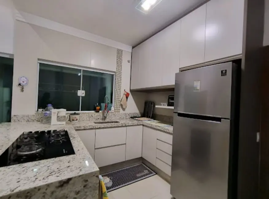 Casa de Condomínio com 3 quartos à venda, 200m2 em Wanel Ville, Sorocaba - SP - imagem 8 Foto 8 de Casa de Condomínio com 3 quartos à venda, 200m2 em Wanel Ville, Sorocaba - SP