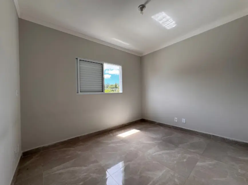 Apartamento com 2 quartos para alugar, 52m2 em Jardim Celeste, Sorocaba - SP - imagem 1 Foto 1 de Apartamento com 2 quartos para alugar, 52m2 em Jardim Celeste, Sorocaba - SP