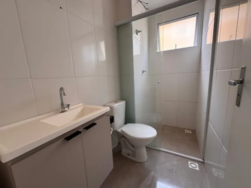 Apartamento com 2 quartos para alugar, 52m2 em Jardim Celeste, Sorocaba - SP - imagem 3 Foto 3 de Apartamento com 2 quartos para alugar, 52m2 em Jardim Celeste, Sorocaba - SP