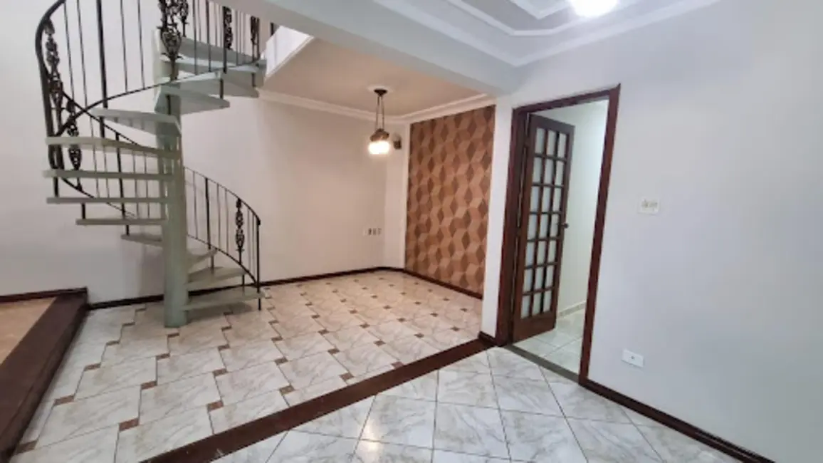 Casa com 3 quartos à venda, 200m2 em Central Parque Sorocaba, Sorocaba - SP - imagem 2 Foto 2 de Casa com 3 quartos à venda, 200m2 em Central Parque Sorocaba, Sorocaba - SP