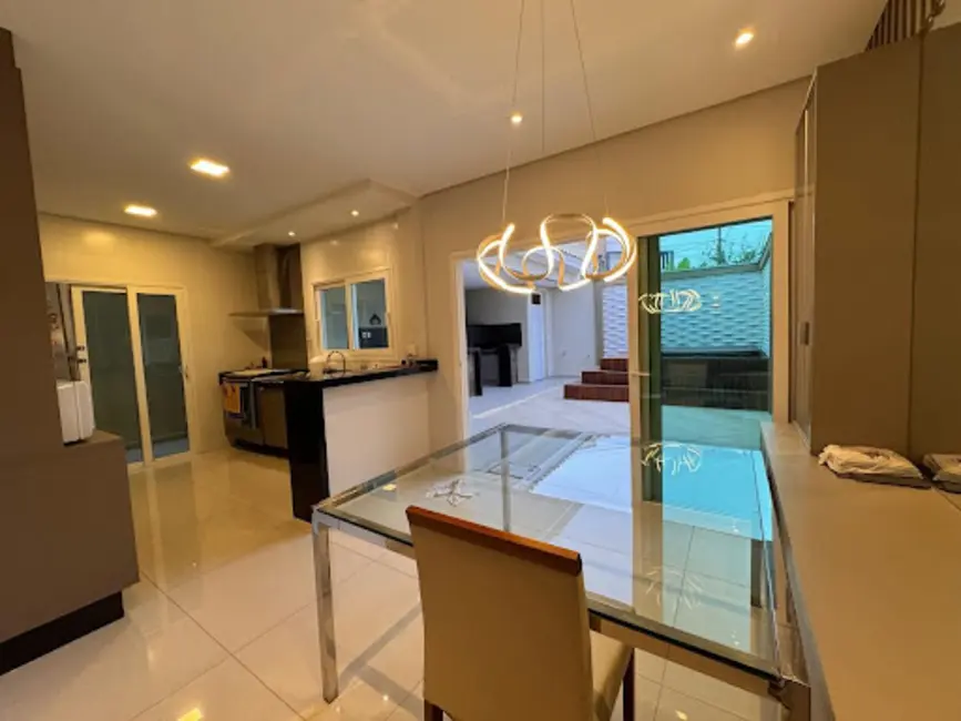 Foto 5 de Sobrado com 3 quartos à venda, 200m2 em Wanel Ville, Sorocaba - SP