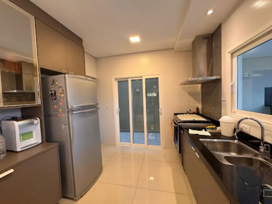 Foto 3 de Sobrado com 3 quartos à venda, 200m2 em Wanel Ville, Sorocaba - SP