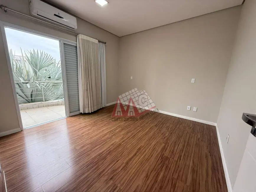 Sobrado com 3 quartos à venda e para alugar, 600m2 em Brigadeiro Tobias, Sorocaba - SP - imagem 8 Foto 8 de Sobrado com 3 quartos à venda e para alugar, 600m2 em Brigadeiro Tobias, Sorocaba - SP