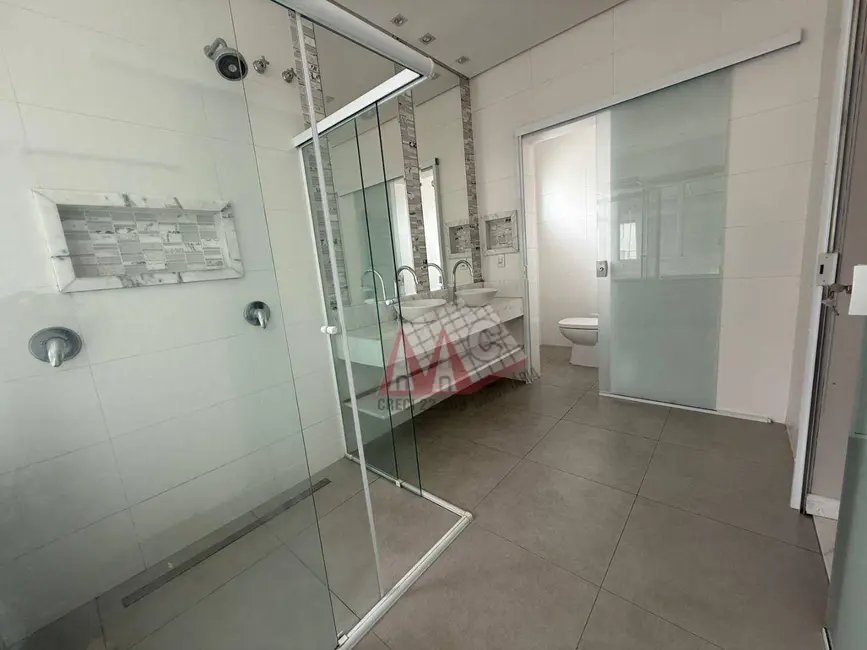 Sobrado com 3 quartos à venda e para alugar, 600m2 em Brigadeiro Tobias, Sorocaba - SP - imagem 7 Foto 7 de Sobrado com 3 quartos à venda e para alugar, 600m2 em Brigadeiro Tobias, Sorocaba - SP