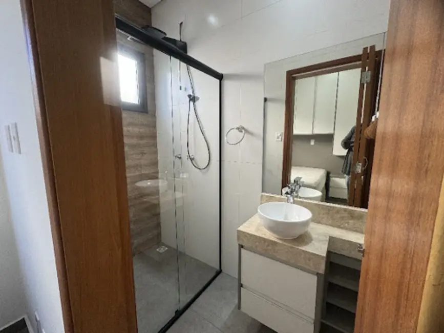 Casa de Condomínio com 3 quartos para alugar, 300m2 em Sorocaba - SP - imagem 9 Foto 9 de Casa de Condomínio com 3 quartos para alugar, 300m2 em Sorocaba - SP