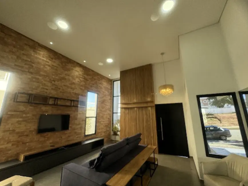 Casa de Condomínio com 3 quartos para alugar, 300m2 em Sorocaba - SP - imagem 1 Foto 1 de Casa de Condomínio com 3 quartos para alugar, 300m2 em Sorocaba - SP