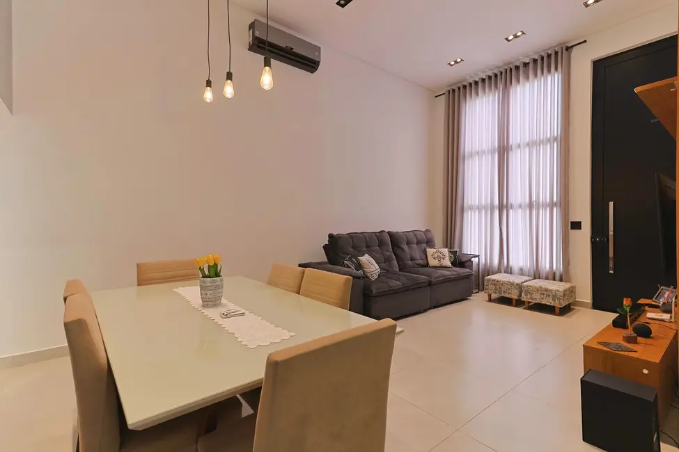 Casa de Condomínio com 3 quartos à venda, 200m2 em Sorocaba - SP - imagem 5 Foto 5 de Casa de Condomínio com 3 quartos à venda, 200m2 em Sorocaba - SP