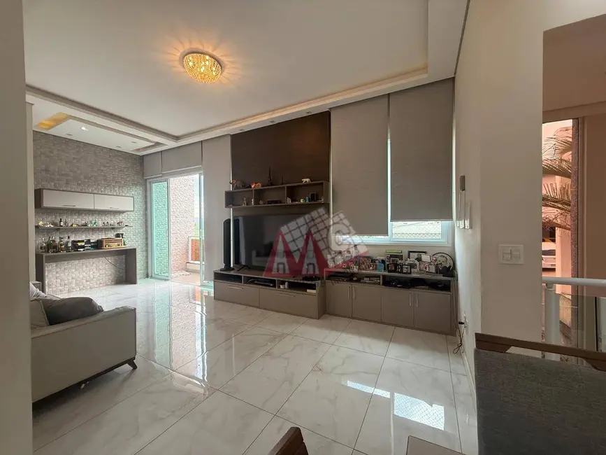 Sobrado com 3 quartos à venda, 250m2 em Wanel Ville, Sorocaba - SP - imagem 7 Foto 7 de Sobrado com 3 quartos à venda, 250m2 em Wanel Ville, Sorocaba - SP