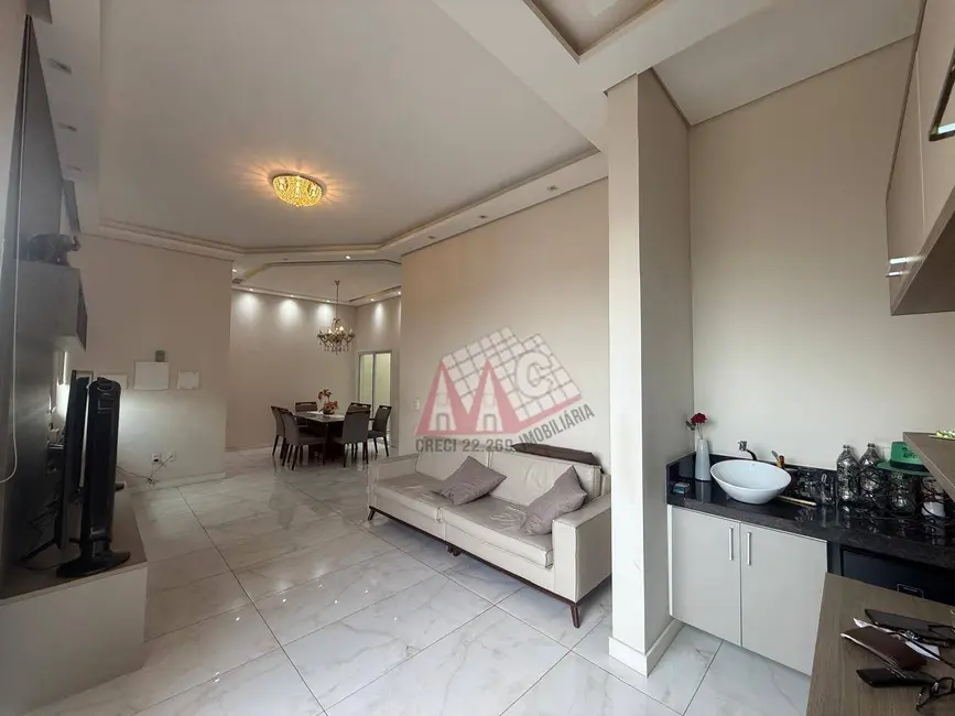 Sobrado com 3 quartos à venda, 250m2 em Wanel Ville, Sorocaba - SP - imagem 3 Foto 3 de Sobrado com 3 quartos à venda, 250m2 em Wanel Ville, Sorocaba - SP