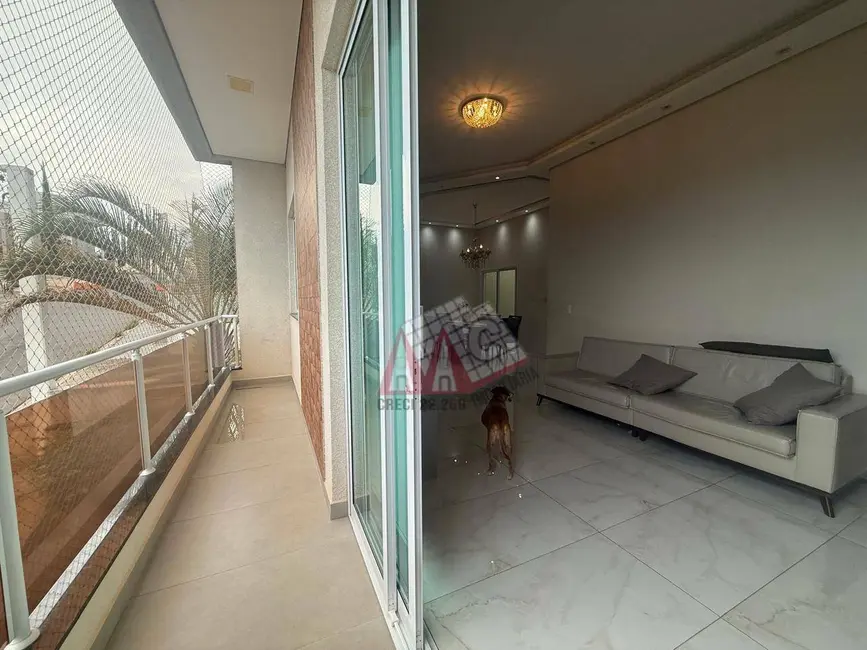 Sobrado com 3 quartos à venda, 250m2 em Wanel Ville, Sorocaba - SP - imagem 6 Foto 6 de Sobrado com 3 quartos à venda, 250m2 em Wanel Ville, Sorocaba - SP