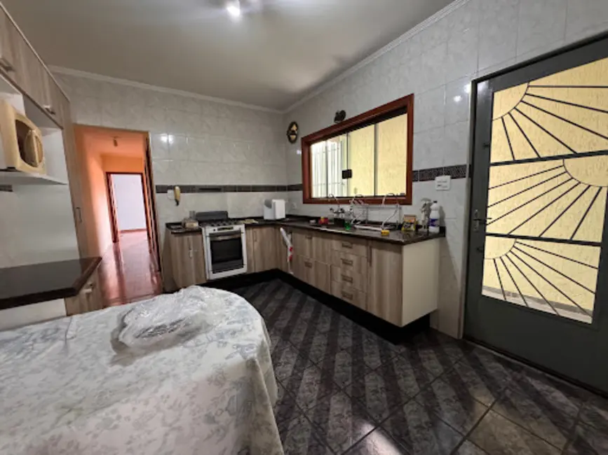 Casa com 2 quartos à venda e para alugar, 125m2 em Jardim São Marcos, Sorocaba - SP - imagem 8 Foto 8 de Casa com 2 quartos à venda e para alugar, 125m2 em Jardim São Marcos, Sorocaba - SP