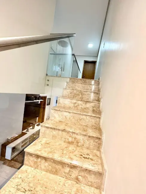 Foto 9 de Sobrado com 3 quartos à venda e para alugar, 200m2 em Wanel Ville, Sorocaba - SP