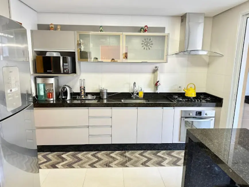 Foto 7 de Sobrado com 3 quartos à venda e para alugar, 200m2 em Wanel Ville, Sorocaba - SP