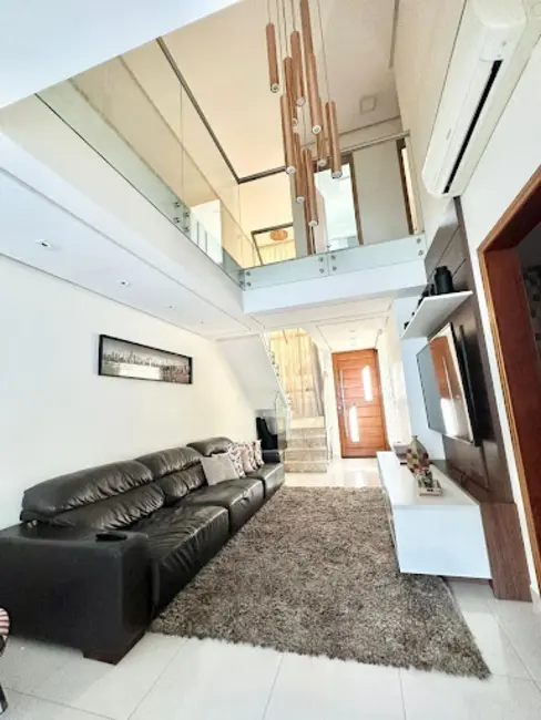 Foto 5 de Sobrado com 3 quartos à venda e para alugar, 200m2 em Wanel Ville, Sorocaba - SP