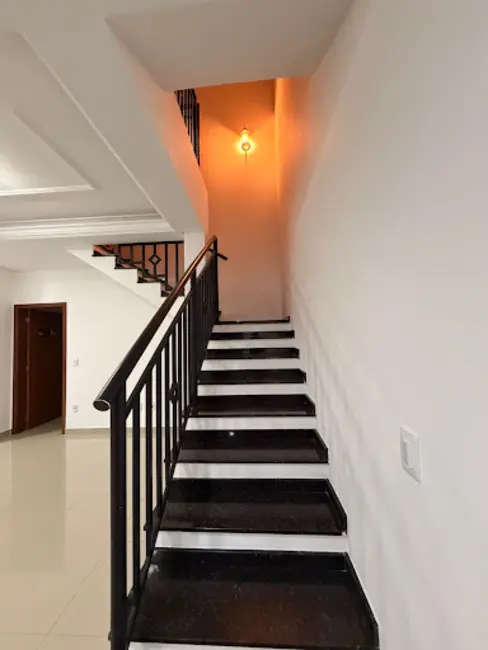 Foto 9 de Sobrado com 4 quartos à venda, 250m2 em Sorocaba - SP