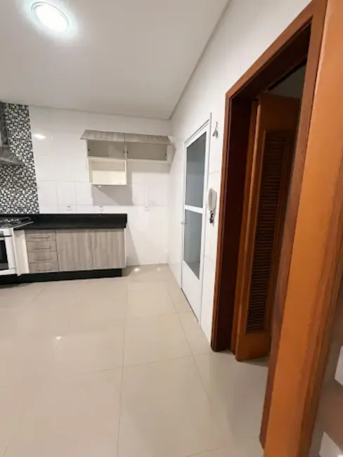 Foto 8 de Sobrado com 4 quartos à venda, 250m2 em Sorocaba - SP