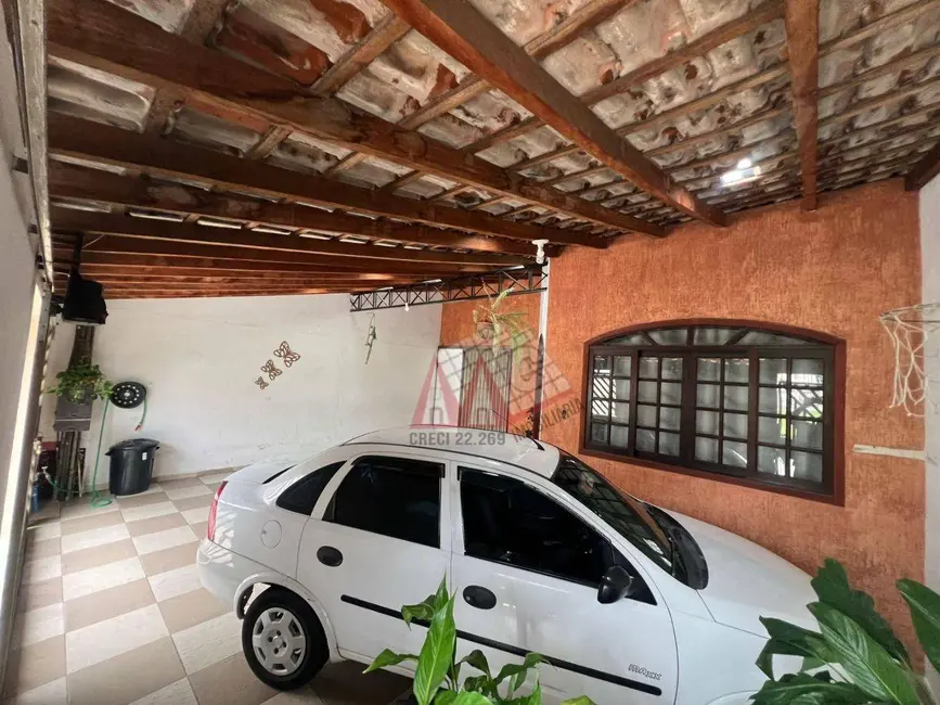 Casa com 2 quartos à venda, 200m2 em Jardim Piazza Di Roma II, Sorocaba - SP - imagem 3 Foto 3 de Casa com 2 quartos à venda, 200m2 em Jardim Piazza Di Roma II, Sorocaba - SP
