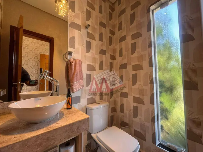 Casa de Condomínio com 3 quartos à venda, 250m2 em Wanel Ville, Sorocaba - SP - imagem 3 Foto 3 de Casa de Condomínio com 3 quartos à venda, 250m2 em Wanel Ville, Sorocaba - SP