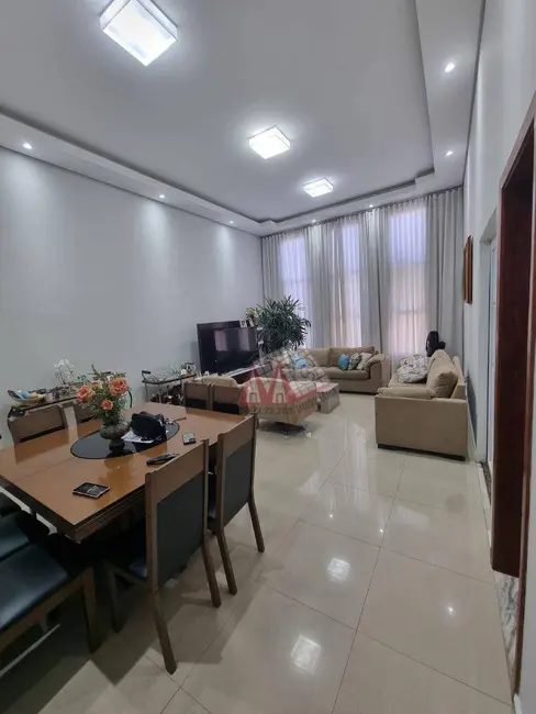 Foto 2 de Casa de Condomínio com 3 quartos à venda, 300m2 em Wanel Ville, Sorocaba - SP