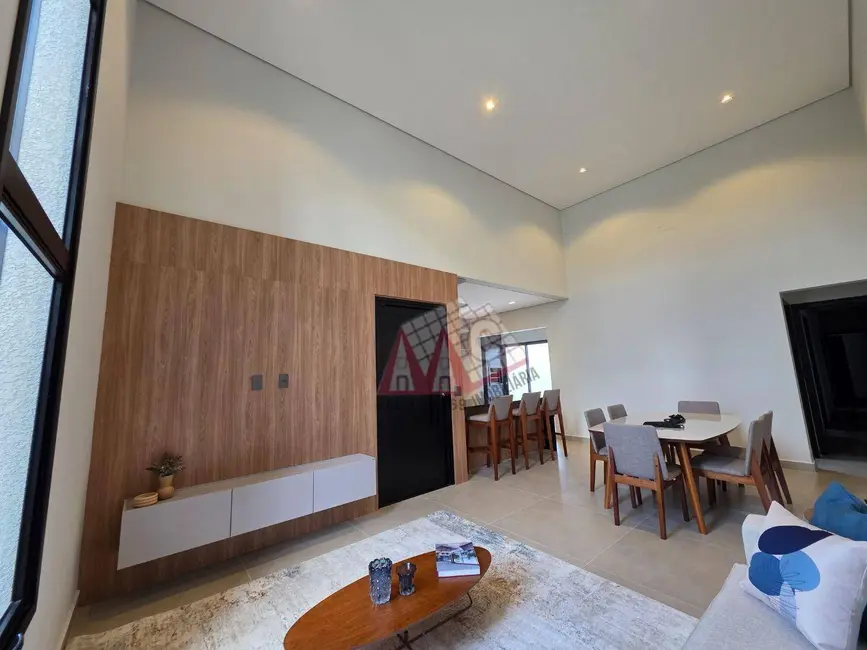 Casa de Condomínio com 3 quartos à venda, 225m2 em Wanel Ville, Sorocaba - SP - imagem 3 Foto 3 de Casa de Condomínio com 3 quartos à venda, 225m2 em Wanel Ville, Sorocaba - SP