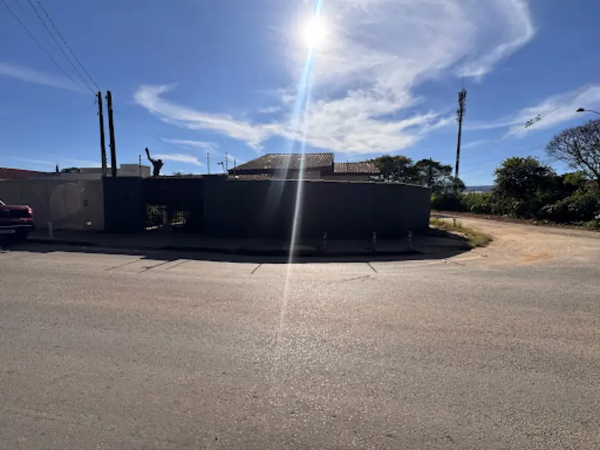 Foto 1 de Casa com 3 quartos à venda, 283m2 em Aracoiaba Da Serra - SP