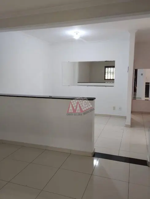 Foto 3 de Casa com 3 quartos para alugar, 200m2 em Jardim Piazza Di Roma II, Sorocaba - SP