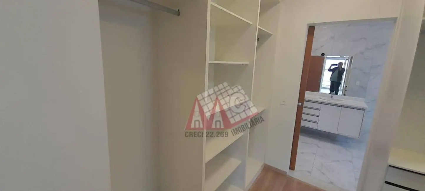 Foto 9 de Sobrado com 3 quartos à venda, 300m2 em Sorocaba - SP