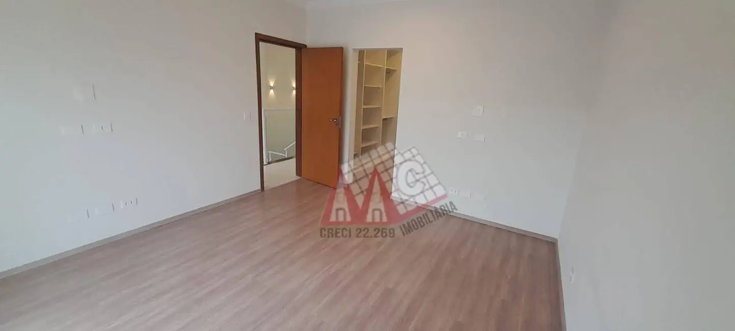 Foto 8 de Sobrado com 3 quartos à venda, 300m2 em Sorocaba - SP