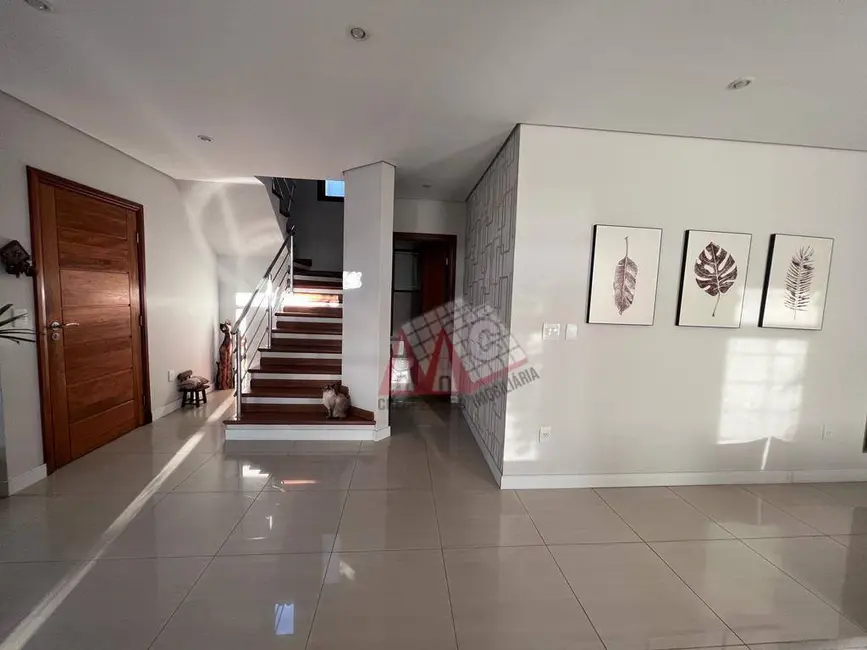 Sobrado com 3 quartos à venda, 342m2 em Jardim Ibiti do Paço, Sorocaba - SP - imagem 9 Foto 9 de Sobrado com 3 quartos à venda, 342m2 em Jardim Ibiti do Paço, Sorocaba - SP